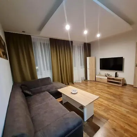 Centrum Mi Apartment *